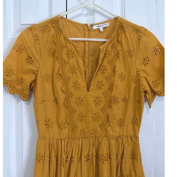 Madewell Mustard Yellow Eyelet Scalloped Dress, Size 0 - Picture 3 of 8